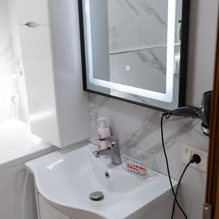 Emi Apartment's Апартаменты *