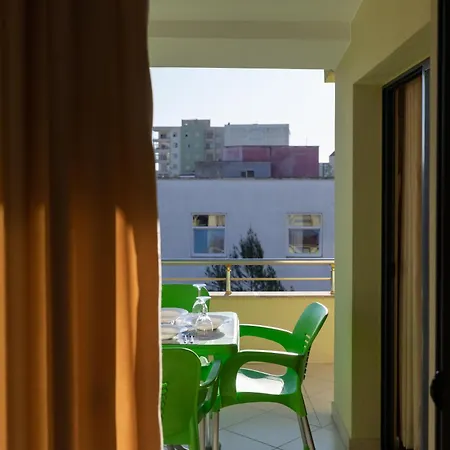 Emi Apartment's