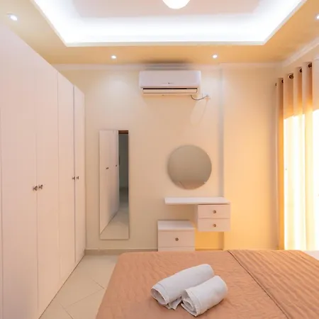 Emi Apartment's Апартаменты