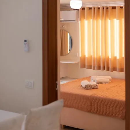 Emi Apartment's Апартаменты